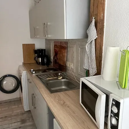 Am Kanonenberg 2 *